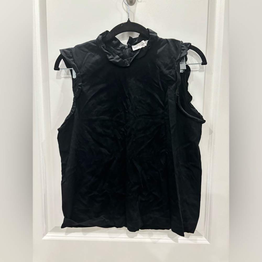 White + Warren Sleeveless Blouse Size Medium